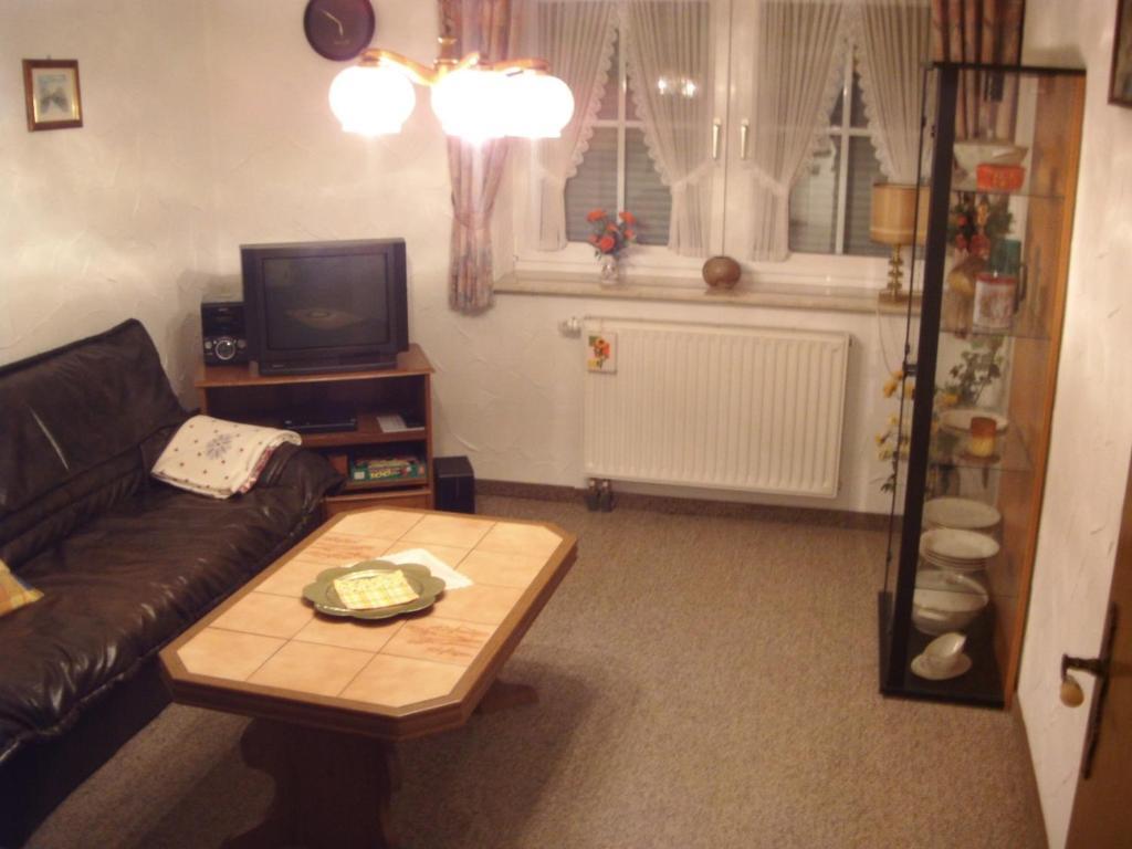 Ferienwohnungen Seidenweber Schmallenberg Bilik gambar